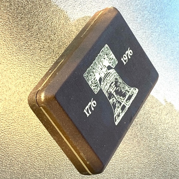 1976 Bicentennial Pocket Watch and U.S. Postage Stamps - Picture 8 of 14